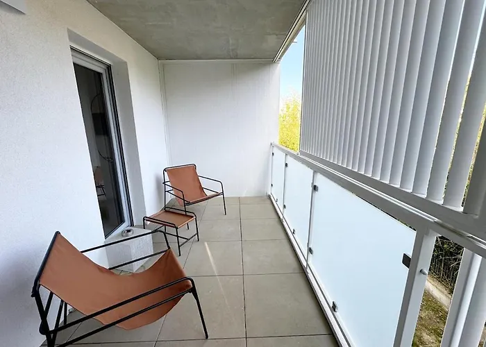 Apartman Neuf, Tv, Wifi, Clim, Parking Gratuit